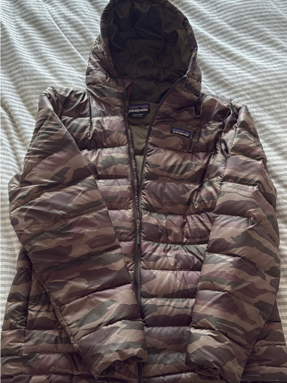 Patagonia Quilted Hooded Jacket in Olive Brown